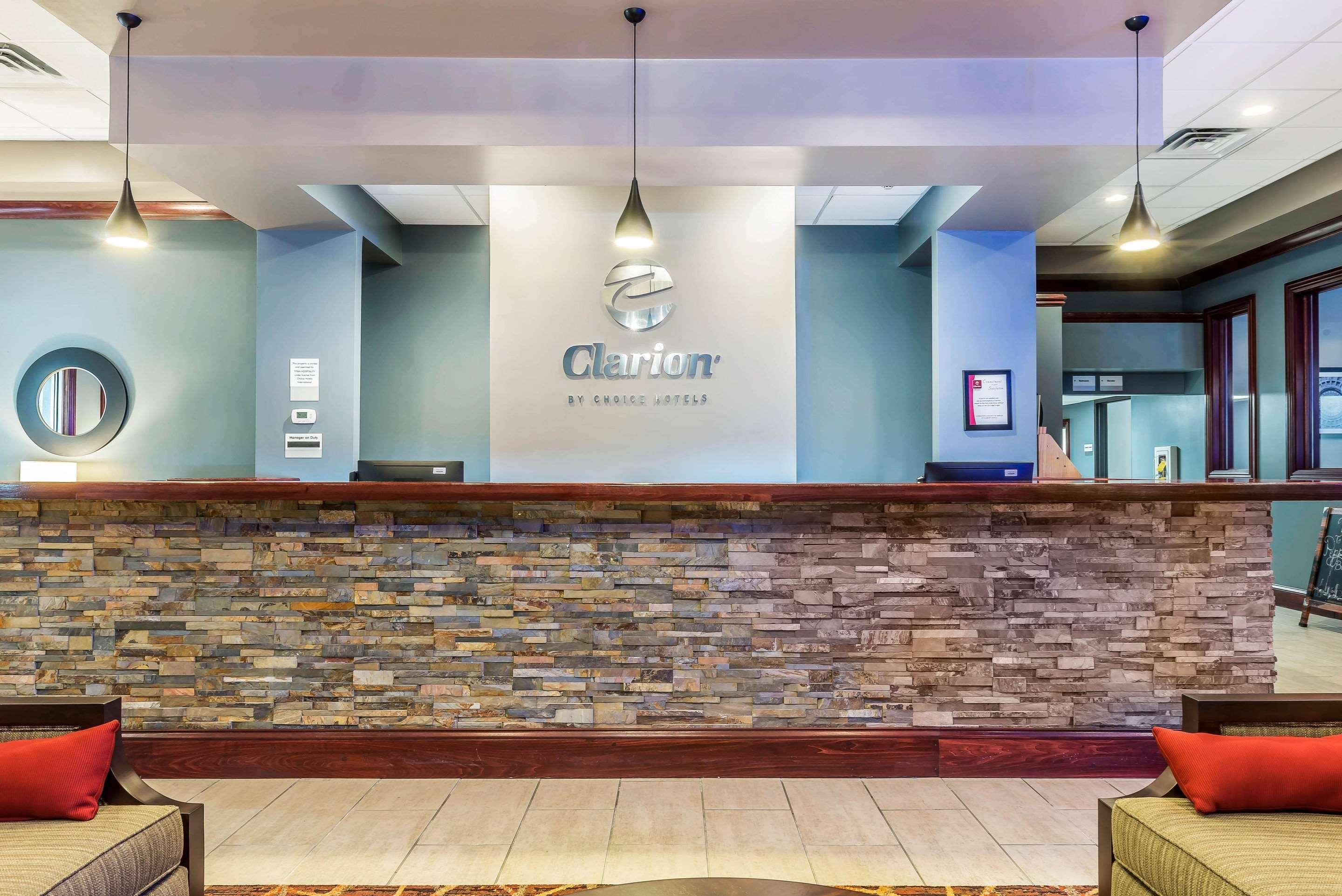 Clarion Inn Belle Vernon Buitenkant foto